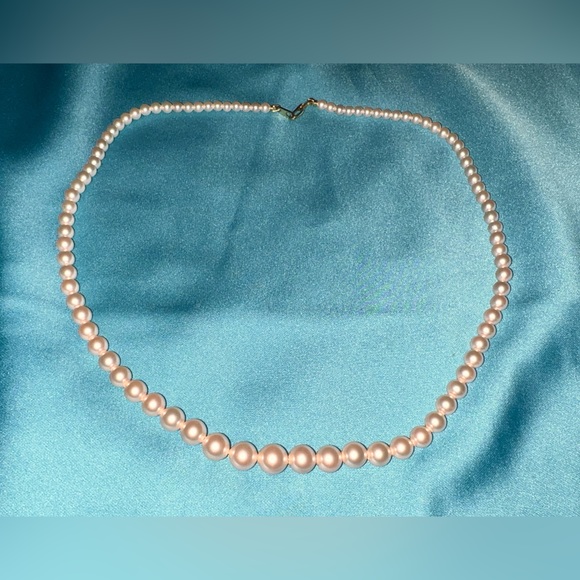 Jewelry - 🐋🐚Pearl Necklace❤️